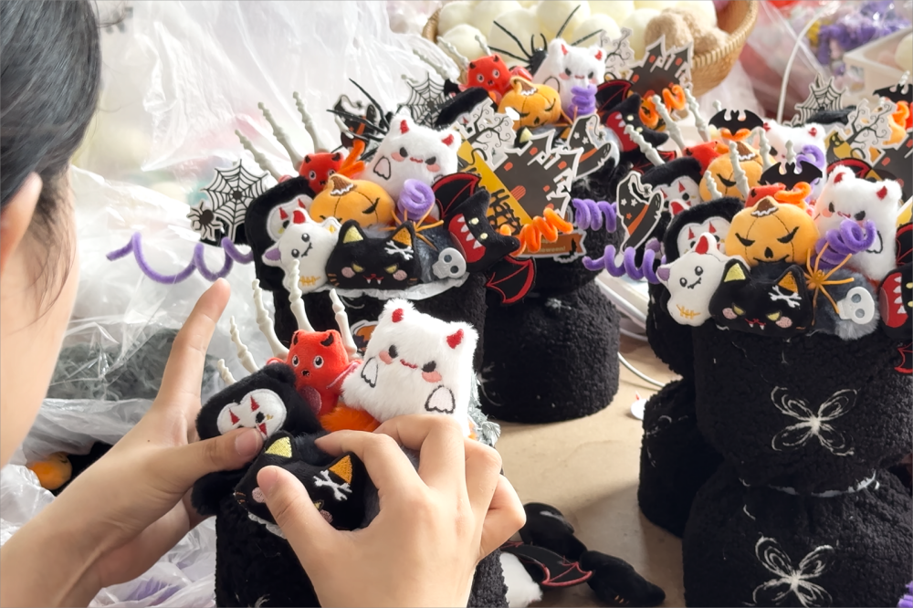 plush bouquet factory
