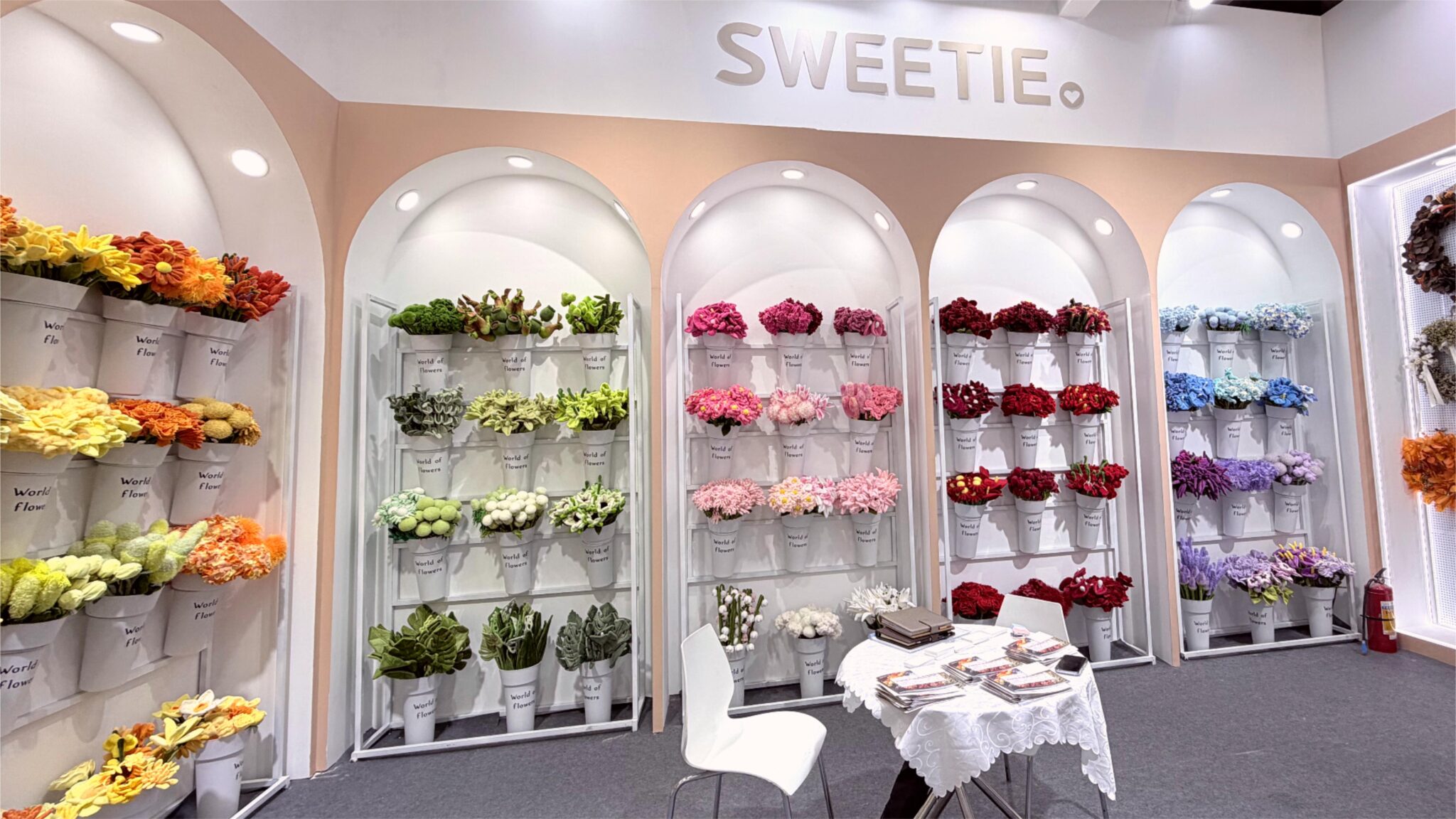 Custom Plush Flower Development: Balance Design & Target Cost